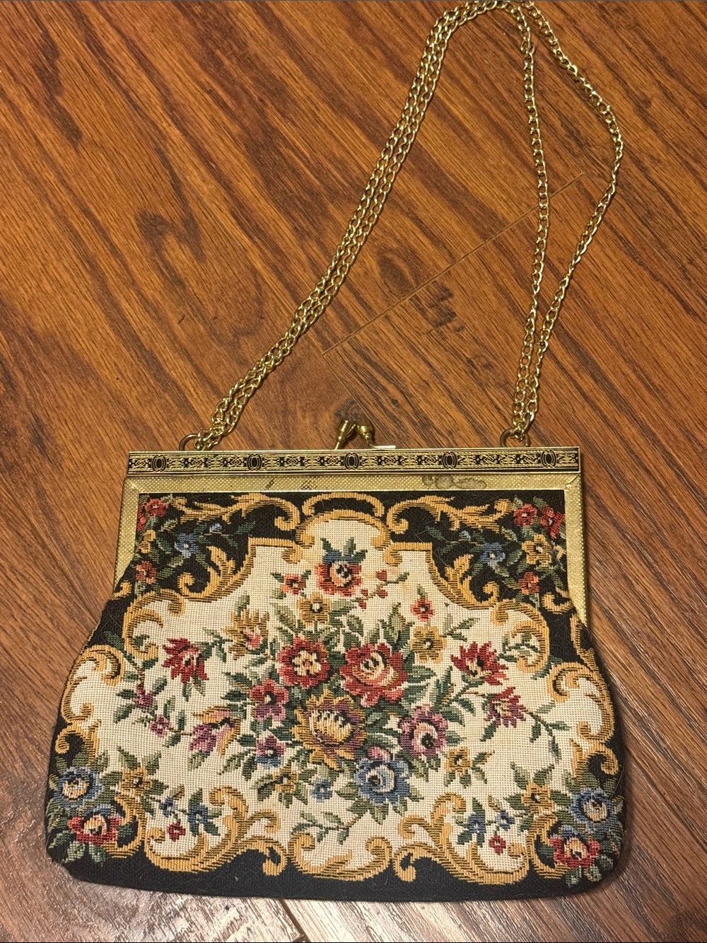 Vintage Tapestry Floral Clutch Evening Bag Gold Chain Strap Kiss Lock Closure